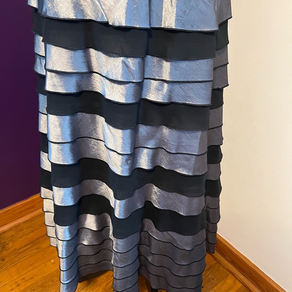 SL Fashions Plus Size Sleeveless Party Dress - Picture 4 of 9